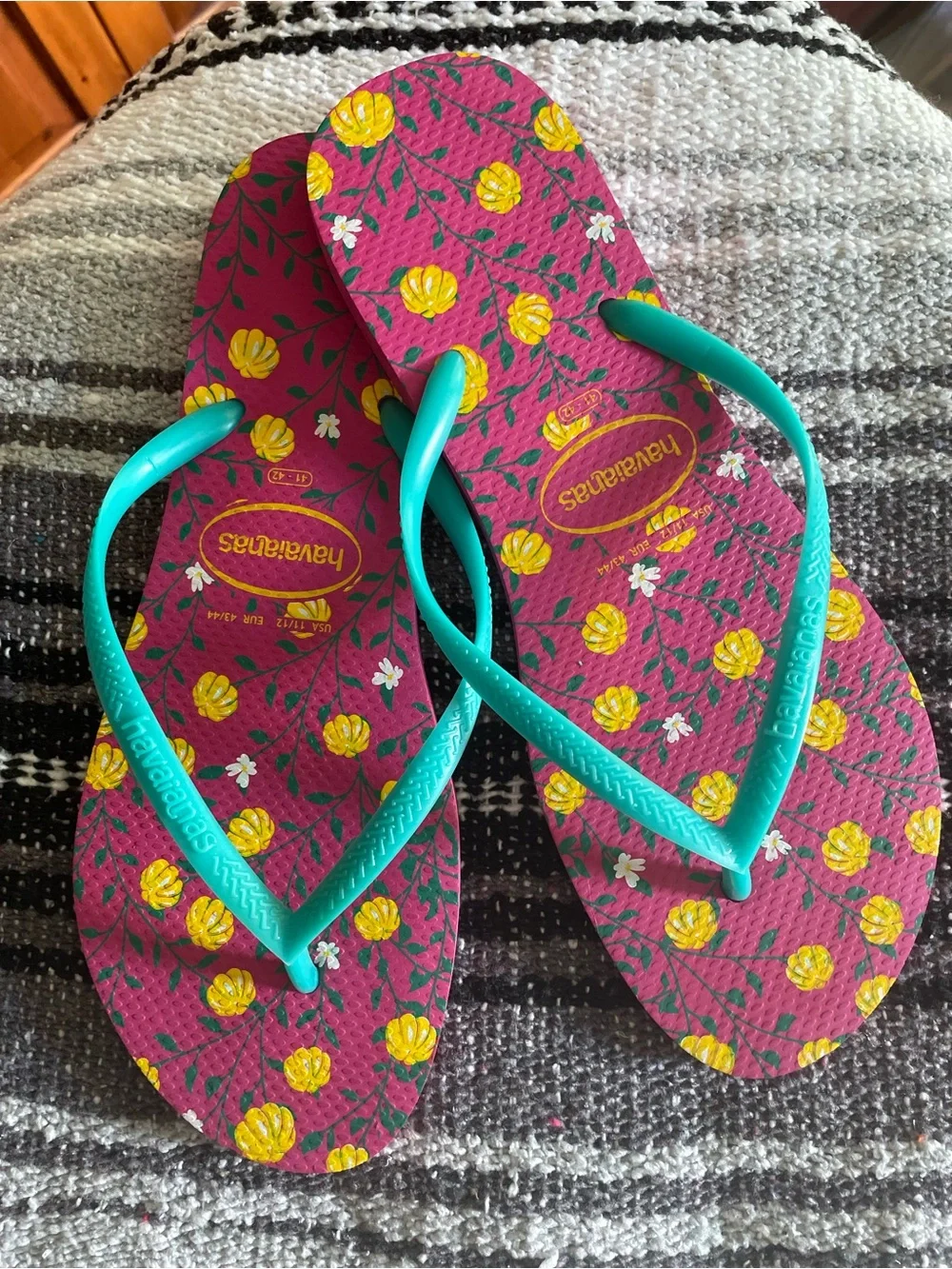 Havaianas Slim Summer Bliss Flip Flop Women's Size USA 11/12 EUR 43/44 NWOB